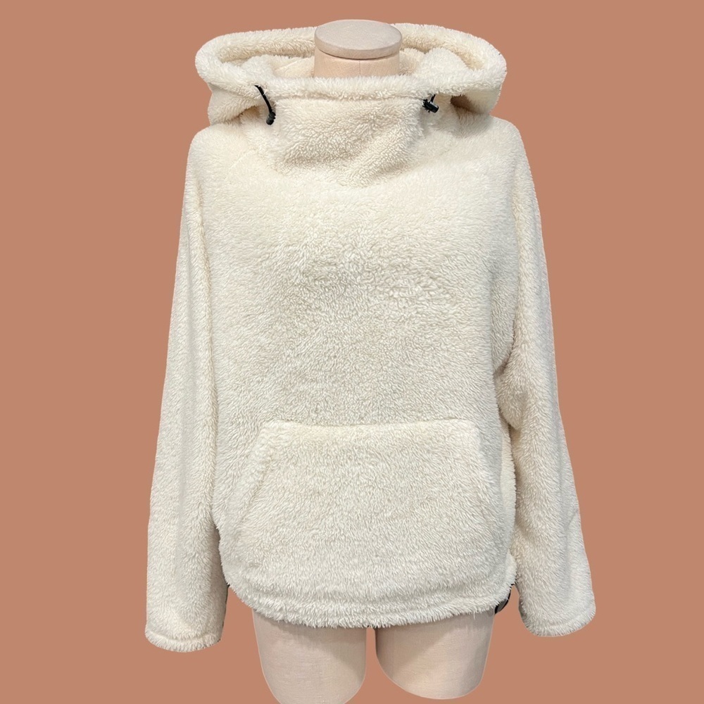 VS PINK Sherpa ivory sweatshirt/ anorak hoodie